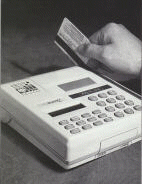 Image of credit card scanning terminal